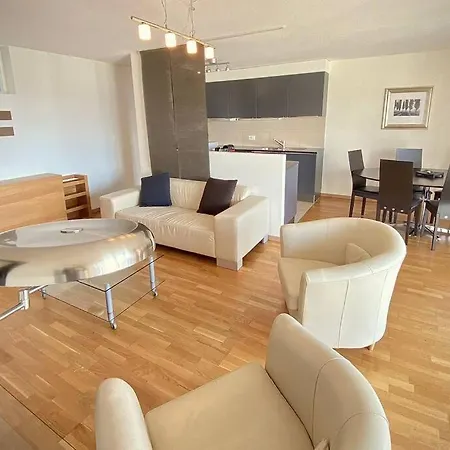 Apartament Spacious And Bright 2 Bedroom With Terrace