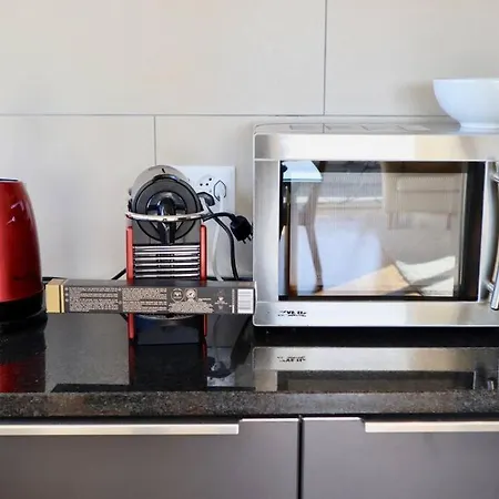 Spacious And Bright 2 Bedroom With Terrace * Lozanna