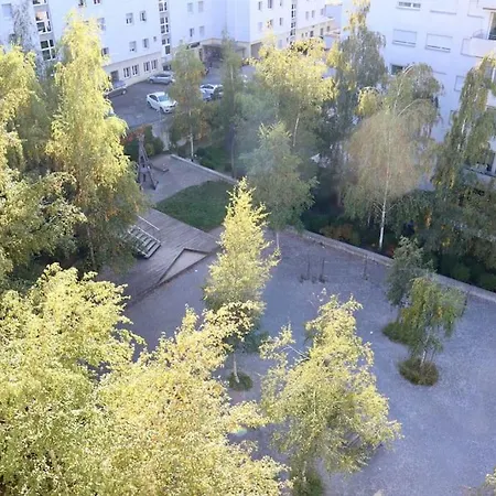 Spacious And Bright 2 Bedroom With Terrace * Lozanna