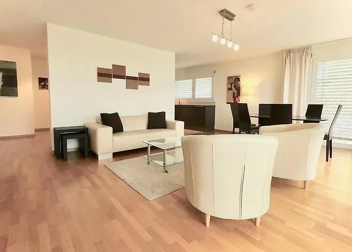 Spacious And Bright 2 Bedroom With Terrace * Losanna