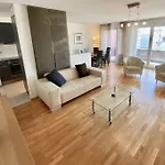 Spacious And Bright 2 Bedroom With Terrace * Lausanne