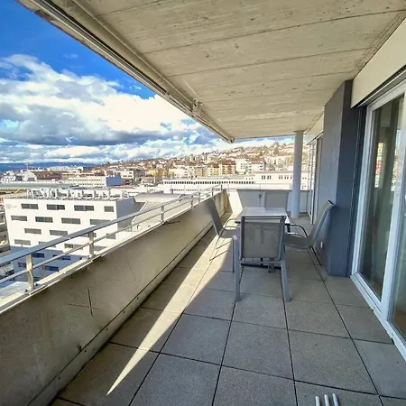 公寓 Spacious And Bright 2 Bedroom With Terrace *