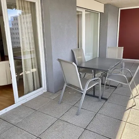 公寓 Spacious And Bright 2 Bedroom With Terrace
