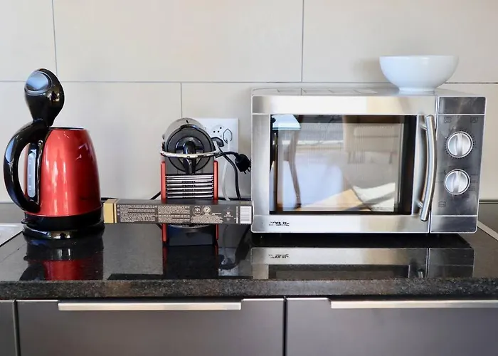 Spacious And Bright 2 Bedroom With Terrace * Lausanne