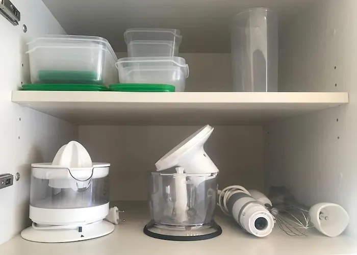 Spacious And Bright 2 Bedroom With Terrace *